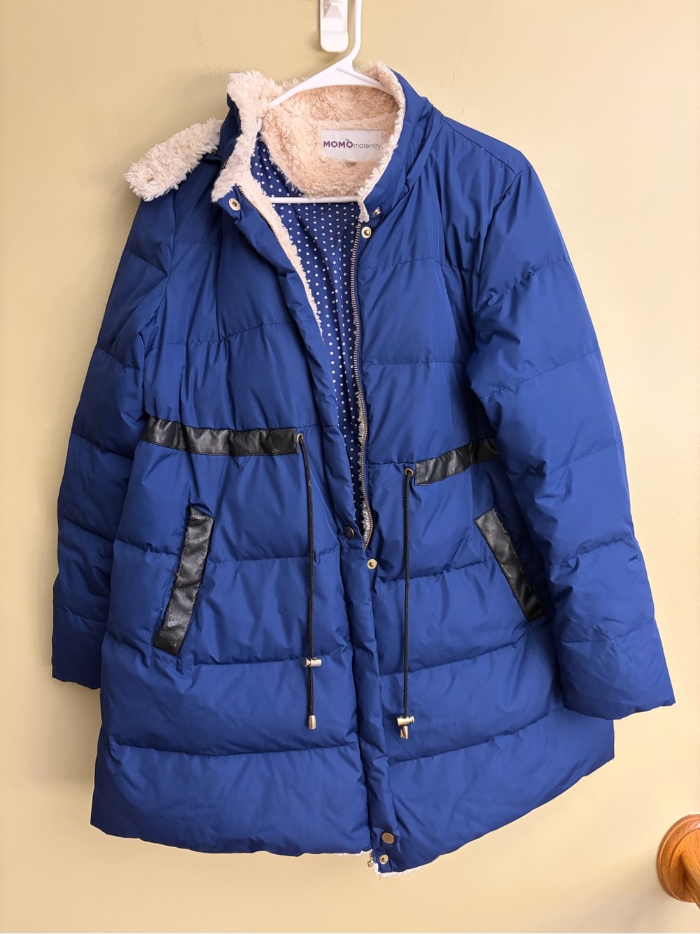 Momo Maternity Royal Blue Puffer Coat with Cream Faux Fur Trim